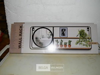 2 muurrekjes 50x10x19cm