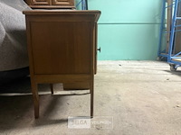 2 nachttafels divers - afbeelding 2 van  2