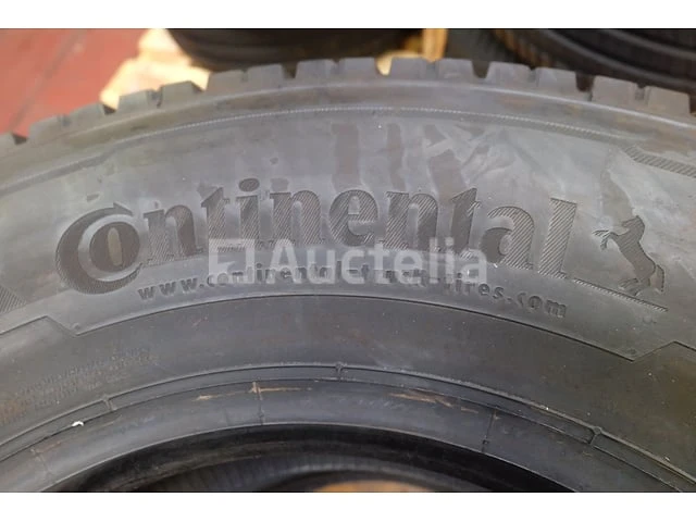 2 nieuwe banden continental 305/70 r19.5 - afbeelding 2 van  4