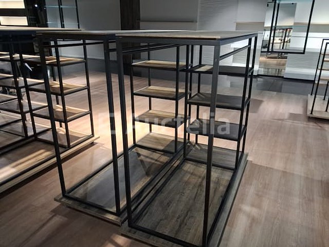 2 ontwerperplankdisplays op wielen - afbeelding 2 van  2