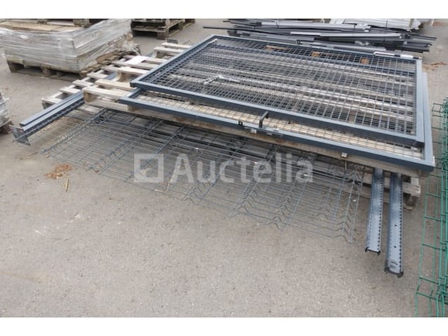 2 openingen + palen + palen + panelen - afbeelding 1 van  14