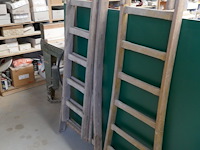 2 opsteekladders - afbeelding 2 van  3
