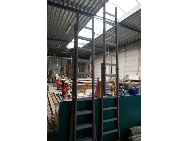 2 opsteekladders - afbeelding 3 van  3