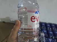 2 pallets evian & spa 1,5l - afbeelding 3 van  9
