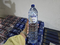 2 pallets evian & spa 1,5l - afbeelding 7 van  9