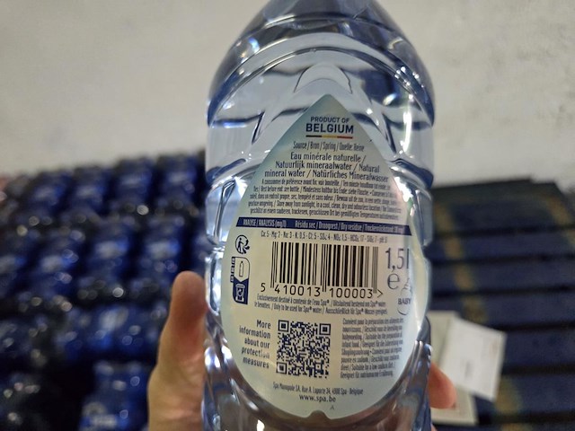 2 pallets evian & spa 1,5l - afbeelding 8 van  9