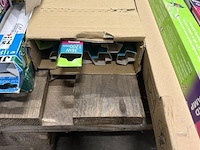 2 pallets met aquarium lampen armaturen en vogellampen - afbeelding 9 van  11