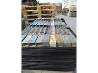 2 pallets met plankrelingelementen - afbeelding 6 van  9
