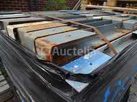 2 pallets met plankrelingelementen - afbeelding 8 van  9