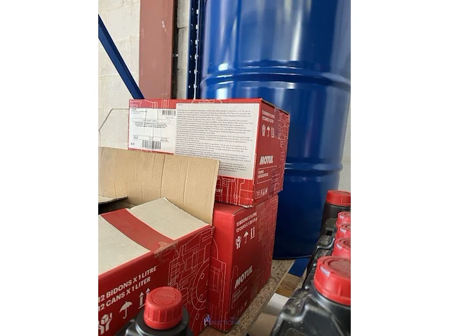 2 palletten diverse vloeistoffen motul / eurol - afbeelding 5 van  15
