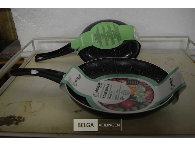 2 pannen ø24cm, ø28 cm - afbeelding 1 van  3