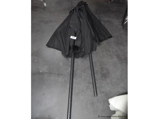 2 parasols - afbeelding 1 van  1