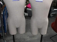 2 paspoppen - afbeelding 1 van  1