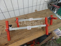 2 persen voor het monteren van frames - afbeelding 1 van  4