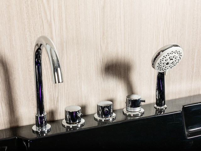 2-persoons massage bad. type kleur zwart. rechtse opstelling. afm.ca. 1700x1200x65 - afbeelding 7 van  10