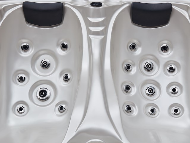 2 persoons outdoor spa 220x170x90,5 cm - wit bad/witte skirt - afbeelding 6 van  10