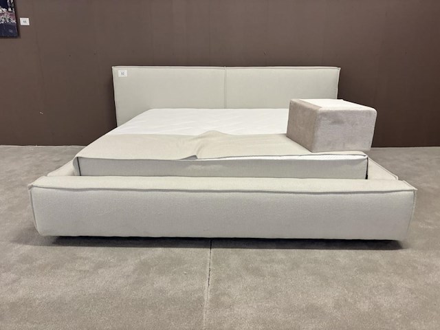 2-persoonsbed 180cm - afbeelding 1 van  6