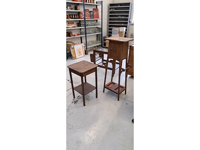 2 piedestallen - afbeelding 1 van  2