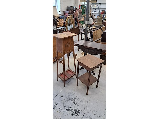 2 piedestallen - afbeelding 2 van  2