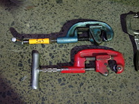 2 pijpsnijders - afbeelding 1 van  2