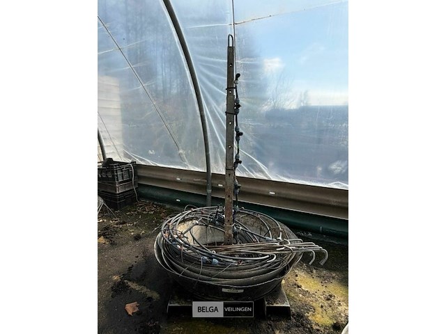 2 piramide bloembakken - afbeelding 1 van  1