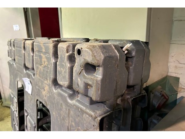 2 plastic palletten - afbeelding 2 van  3