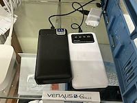 2 powerbanks