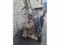 2 professionele wegenbelijningsmachines – wolters & mmc – honda gx270 / vanguard - afbeelding 8 van  14