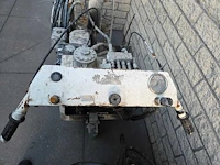 2 professionele wegenbelijningsmachines – wolters & mmc – honda gx270 / vanguard - afbeelding 8 van  14