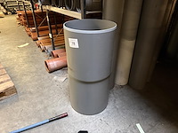 2 pvc afvoerbuizen - grijs - dia 490 - afbeelding 1 van  3