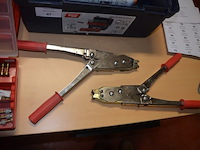 2 pvc gereedschapkisten fayg, pvc vakkendoos met koppelstukken, 2 vulkan lokring krimptangen (b425) - afbeelding 1 van  8