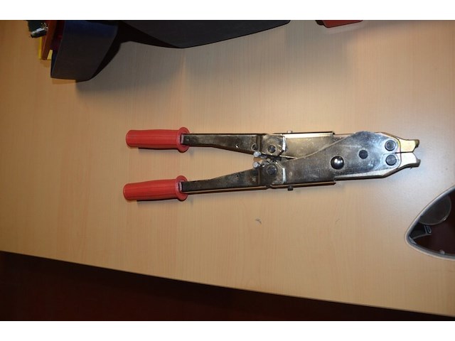 2 pvc gereedschapskisten fayg, 2 pvc vakkendozen met koppelstukken, 2 vulkan lokring krimptangen (b425) - afbeelding 4 van  13