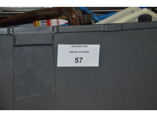 2 pvc werkkoffers gevuld met klein handgereedschap, dopsleutelset, vergrootglas, schuppen - afbeelding 3 van  8