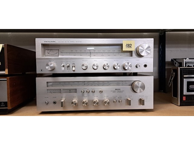 2 receivers - afbeelding 1 van  1