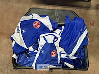 2 reiskoffers met inhoud - afbeelding 2 van  4