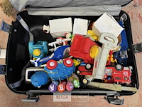 2 reiskoffers met inhoud - afbeelding 3 van  4