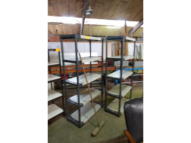 2 rekken met 5 schappen l. 1,75 x h. 0,87 x b. 0,40 m en 1 rek met 5 schappen l. 1,52 x h. 1,00 x b.0,80m - afbeelding 4 van  4
