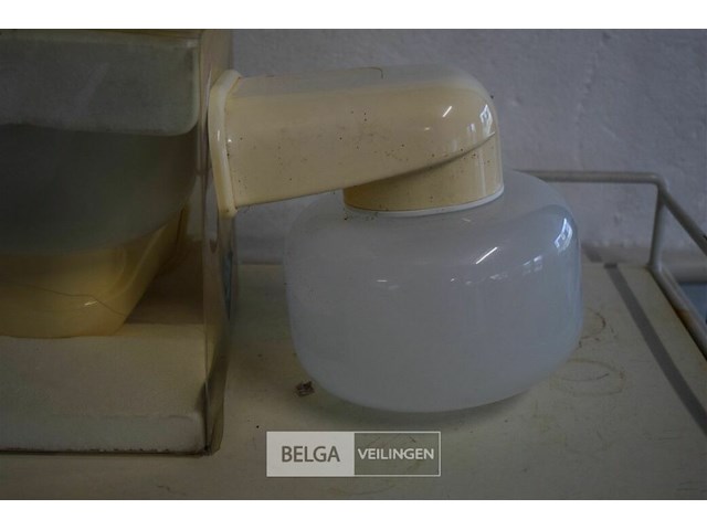 2 retro buitenlampen - afbeelding 2 van  4