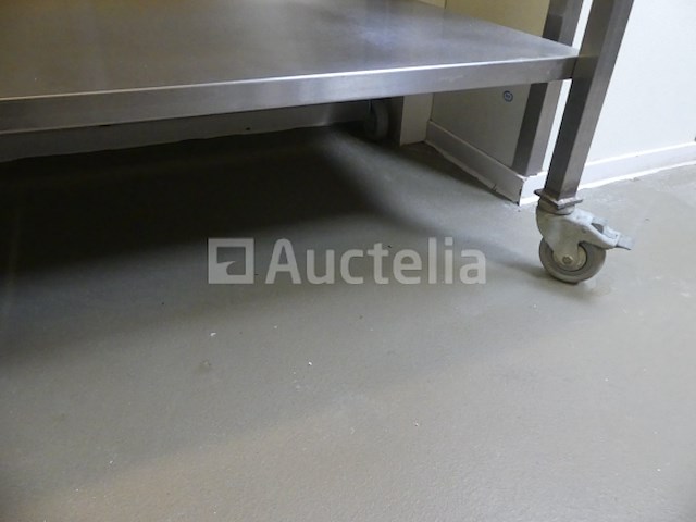 2 roestvrijstalen tafels - afbeelding 4 van  5