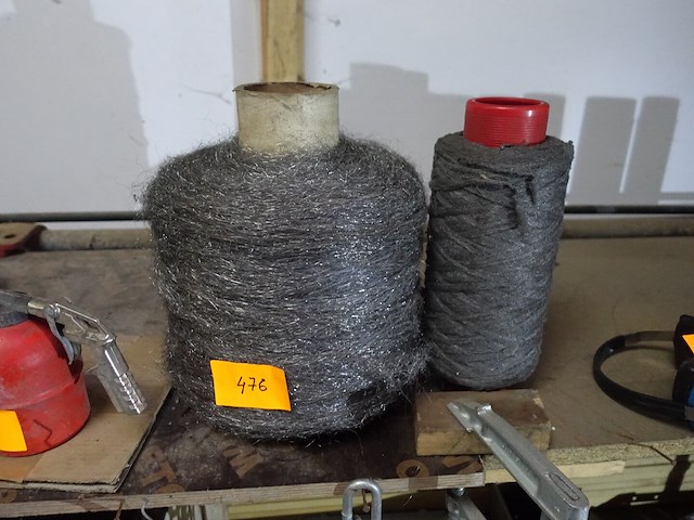 2 rollen staalwol - afbeelding 2 van  2