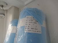 2 rollen stof - afbeelding 2 van  3