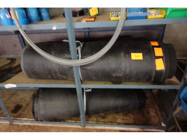 2 rollen zwarte noppenisolatie - afbeelding 1 van  5