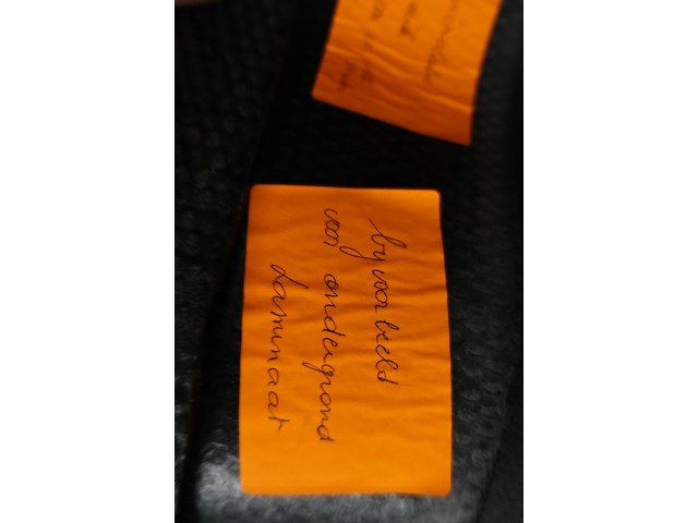 2 rollen zwarte noppenisolatie - afbeelding 5 van  5