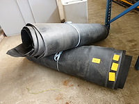 2 rollen zwarte noppenisolatie - afbeelding 1 van  5