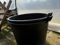 2 ronde kuipen - afbeelding 1 van  1