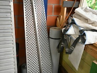 2 rvs oprijplaten afm l200 x b20 cm - afbeelding 1 van  1