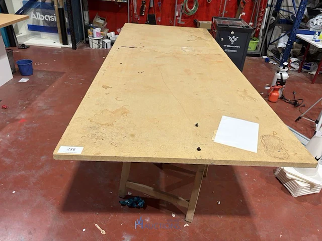2 schragen met formica bovenblad - afbeelding 2 van  3