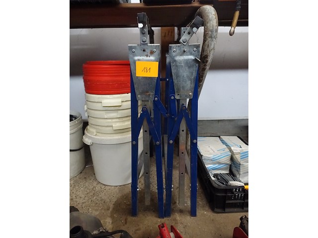 2 schragen - afbeelding 1 van  2