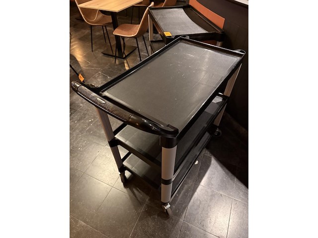 2 serveertrolleys - afbeelding 4 van  4