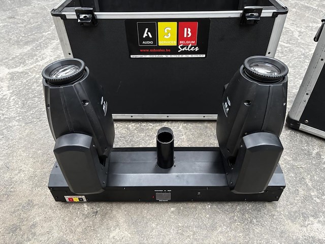 2 sets van duo movingheads showtec xs2 dual beam - afbeelding 2 van  5
